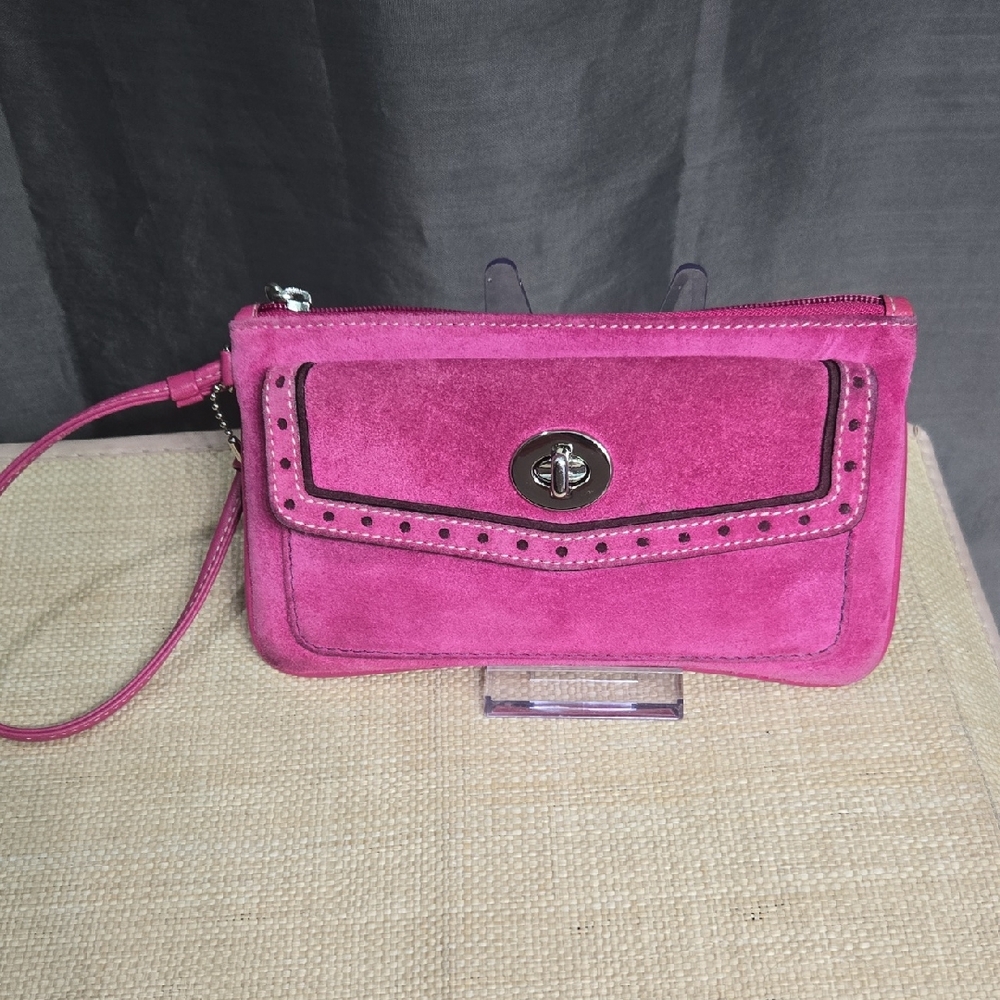 Vintage Coach Pink Suede Wristlet Clutch